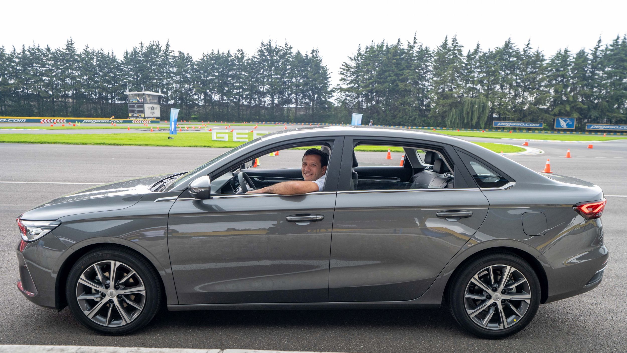 Geely Emgrand 375